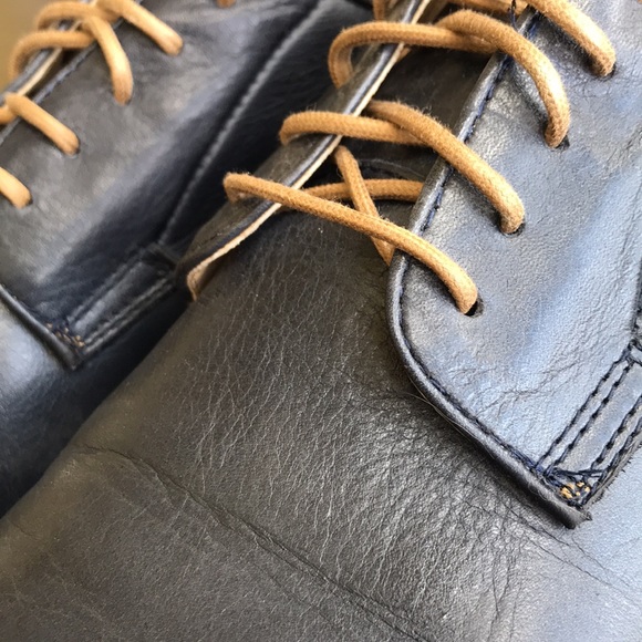 FRYE MENS 12D BLUE LEATHER PLAIN TOE OXFORDS - Picture 6 of 10